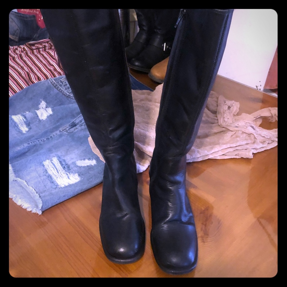 Riding boots